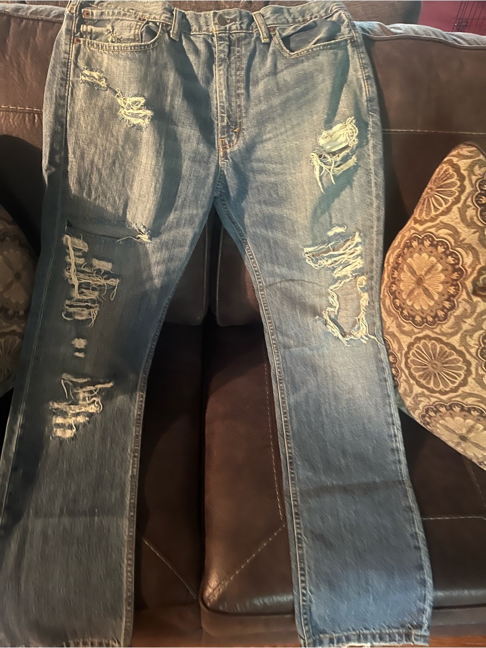 Levi's Men's Light Blue Distressed Slim Straight Jeans